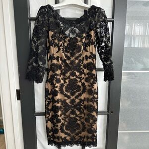 Tadashi Shoji Black Floral Lace Long Sleeve Dress